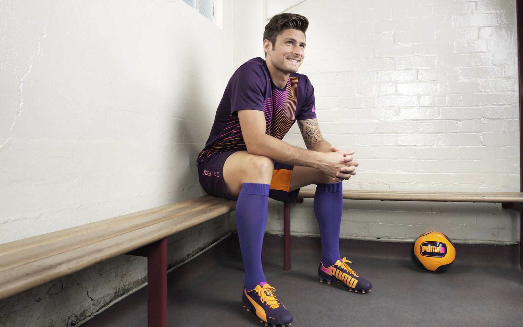 _异国风情：巴西桑巴主题网球赛精彩纷呈_，巴西网球选手